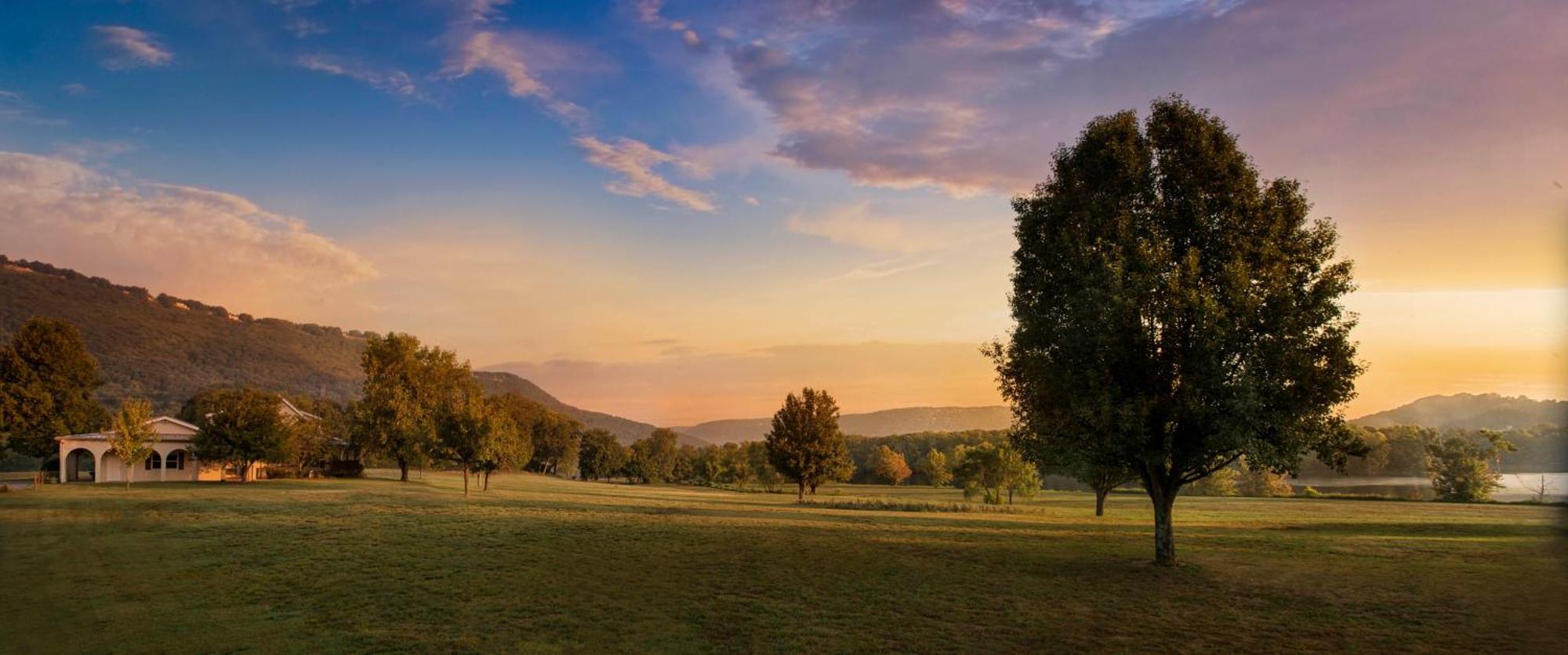 Elder Mountain Room At Tennessee Riverplace チャタヌーガ エクステリア 写真